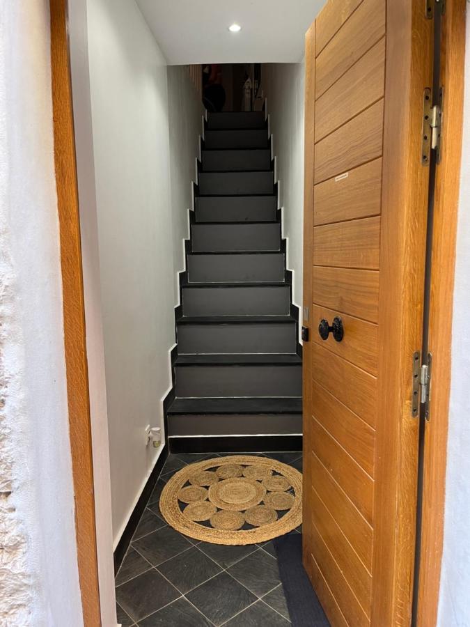 Historical Rue Longue Apartment Menton Exterior photo